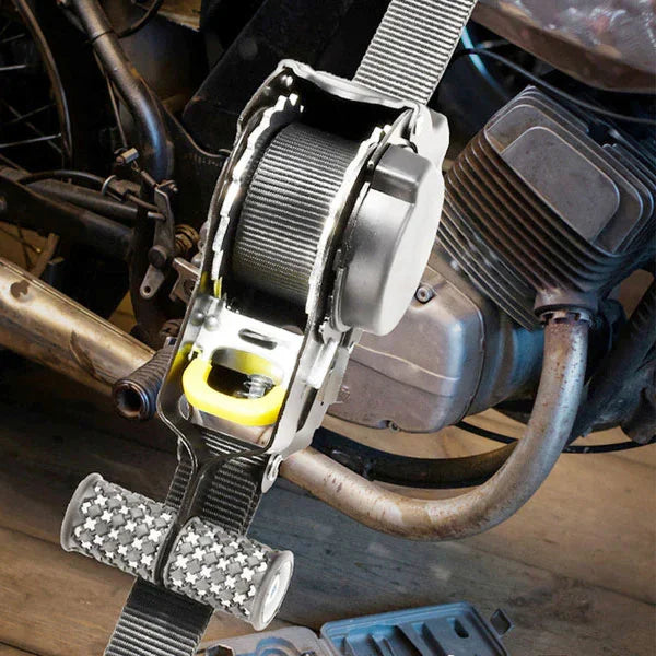 Sellora™ Retractable Ratchet Strap